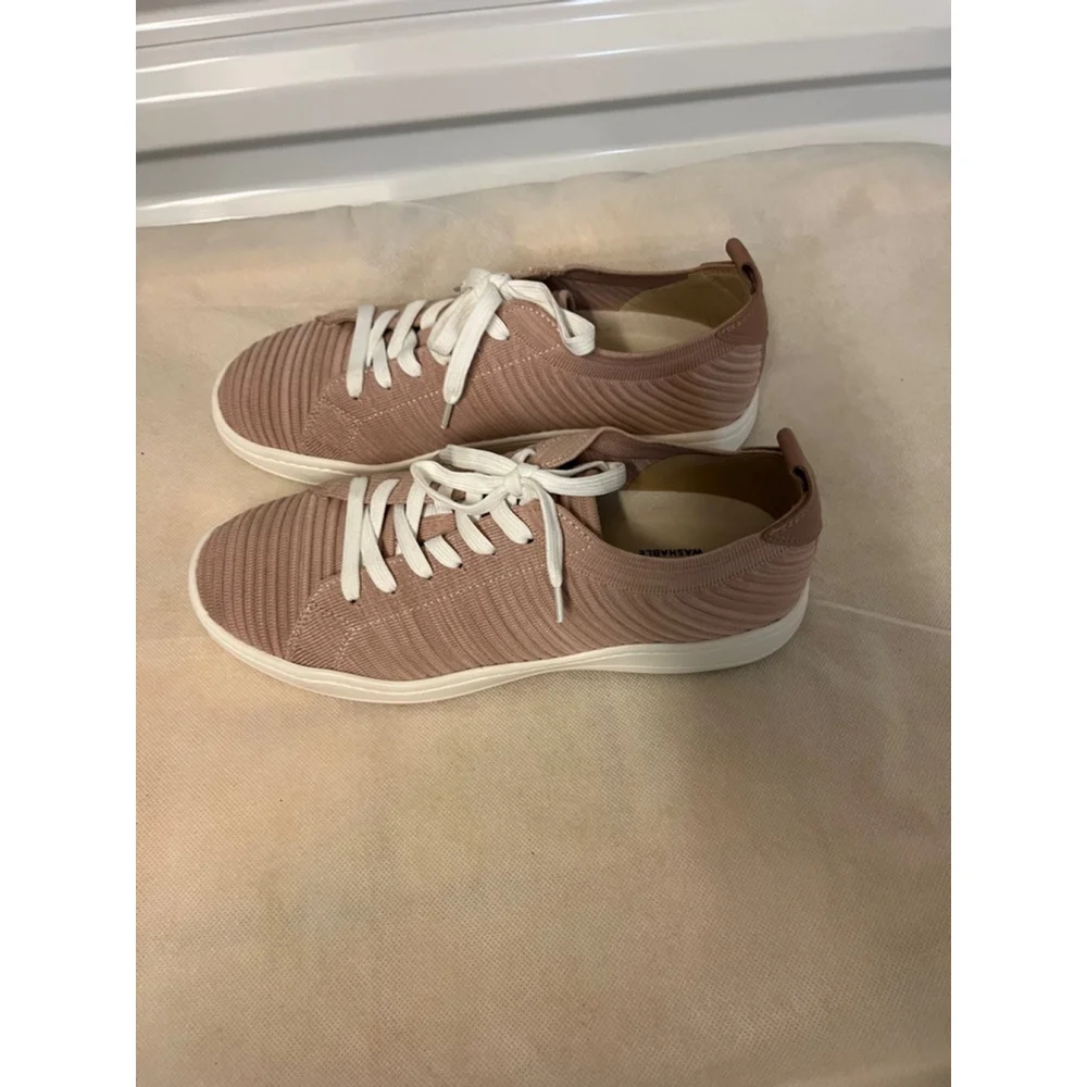 Lucky Brand Women's Shannia Casual Washable Sneakers Pink Size 9M/40